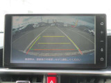 バックカメラ付き♪車庫入れ、バックでの駐車時に後方が見える事での安心感は大きいです☆一度装備したら外せなくなるアイテムです♪