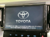 【10.3インチワイドナビ】高級感とインパクトのある大型ワイドナビを装備。各種オーディオ操作はもちろん、横長ワイド画面でのマップ2分割表示など、利便性も高いナビです♪