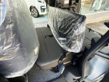 【ちょっと忙しくて車を見にいけない方は必見!】 来店いただかなくても電話1本、メール1通でご契約可能です。ベテランの営業担当の者がスムーズに手続きのご案内をさせていただきます。