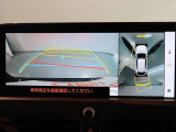 パノラミックビューモニター付きです。車両を上から見たような映像をディスプレイオーディオ画面に表示。運転席からの目視だけでは見にくい、車両周辺の状況をリアルタイムでしっかり確認できます。