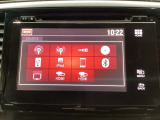 ナビゲーションはフルセグTV対応のGathers純正メモリーナビを搭載しています。Bluetoothオーディオ機能がありますので、スマートフォンなどの音楽も再生できます。