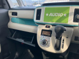 【グローブボックス】現在では車検証入れなどとして活用されることが多いですよ☆