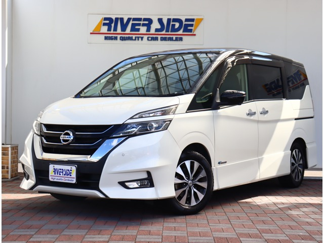 セレナ2.0 ハイウェイスタープロパイロット 純正9型ナビ後席モニター