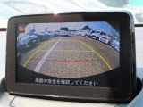 バックカメラを装備しております。駐車時に大変役立ちますよ♪運転が苦手な方の味方になってくれます。