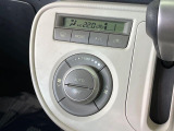 【オートエアコン】一度お好みの温度に設定すれば、車内の温度を検知し風量や温度を自動で調整。暑い…寒い…と何度もスイッチ操作をする必要はありません。快適な車内空間には必須の機能ですね♪