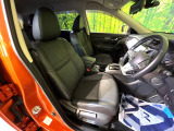 運転席シート廻りは使用感も少なく、良好な状態となっています。丁寧に使われていたことがよくわかりますね。