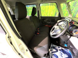 運転席シート廻りは使用感も少なく、良好な状態となっています。丁寧に使われていたことがよくわかりますね。