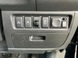 ■エマージェンシーブレーキ。■車線逸脱警報(レーンキープ)。■ヘッドライトマニュアルレベライザー。■横滑り防止。