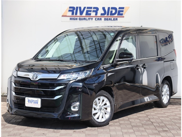 ノア 2.0 Z 純正8型ディスプレイオーディオ バックカメ