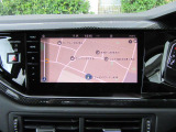 9.2インチ大型全面タッチスクリーンを搭載。ナビシステムの域を超えて車両を総合的に管理できるインフォテイメントシステムです。