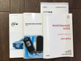 取扱書&整備手帳揃っております☆遠くからドアの開錠施錠が出来る便利なキーレスを装備しています。