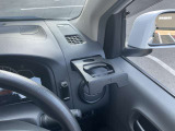 運転席側ドリンクホルダー