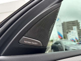 BMWを熟知したメカニックによる、360度の納車前点検。ドイツ本国と同様の教育・訓練を受けたメカニックが徹底的に点検、整備した後にお客様にお引渡しします。