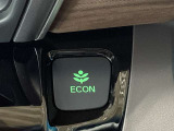 ご存知ECONスイッチを装備!エアコンとパワー出力を抑えてよりエコなドライブを可能にする魔法のスイッチです!