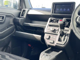 気になる車はすぐにお問い合わせください!画面右側の0066から始まる無料ダイヤルからお問い合わせ下さい!専門スタッフがお車のご質問にお答えいたします!