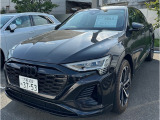 Q8スポーツバック e-tron 55 クワトロ Sライン 4WD 