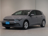 Volkswagen博多 認定中古車センターへようこそ。この度は当店舗のお車をご覧いただきありがとうございます。