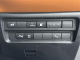店舗にて現車の確認もいただけますので、お電話で在庫のご確認の上是非ご来店くださいませ。