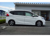 いつもドライバーを見守ってくれる目に見えないパートナー ホンダセンシング。常に「単眼カメラ」と「ミリ波レーダー」で周囲の状況を認識しドライバーをサポート。運転がもっと安心にもっと快適になります。