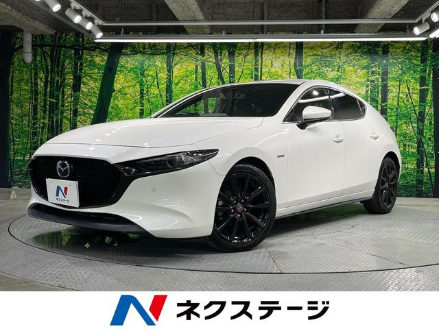 MAZDA3ファストバック1.5 15S 100周年特別記念車