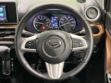 【純正革巻きステアリング】上質な革を使用することで、手にしっかり馴染みとても運転しやすいハンドルです♪