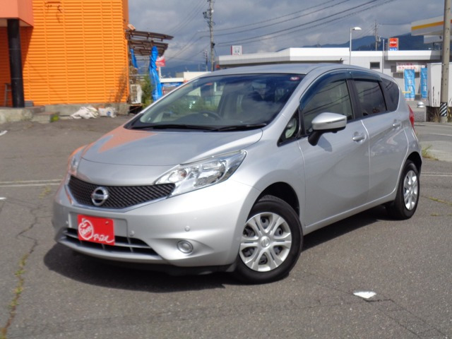 ノート 1.2 X FOUR 4WD 