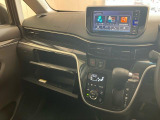 【グローブボックス】現在では車検証入れなどとして活用されることが多いですよ☆