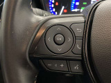 運転中、オーディオの操作をしてて、ハッとしたことはありませんか?ステアリングスイッチは、運転中でもハンドルでオーディオの操作が可能です。安全なドライブをサポートします。