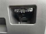 気になる車はすぐにお問い合わせください!画面右側の0066から始まる無料ダイヤルからお問い合わせ下さい!専門スタッフがお車のご質問にお答えいたします!