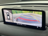 【360°ビューモニター】専用のカメラにより、上から見下ろしたような視点で360度クルマの周囲を確認することができます☆縦列駐車や幅寄せ時に活躍してくれます♪