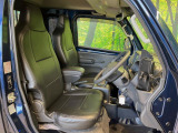 運転席シート廻りは使用感も少なく、良好な状態となっています。丁寧に使われていたことがよくわかりますね。