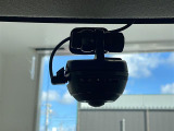 【ドライブレコーダー】映像・音声などの運転中の記録を残します。事故などを起こした起こされた時の証拠になりえますので、もしも時でも安心ですね。