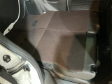 指定工場併設で末永く品質を保ちます。12ヶ月点検や車検はもちろんのこと、国家資格整備士によるお車のアドバイスも致します。