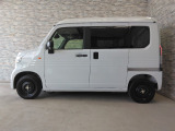 オプションになりますが、ボディーコーティングもご用意しております。新車の輝きに近づき、洗車などのお手入れも楽になりますよ。
