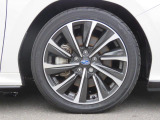 225/45R18