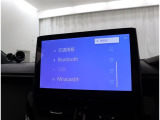 AM/FM・フルセグTV視聴/スマートフォン接続でお好きな映像や音楽を楽しむことも可能です。対応機種については別途ご確認ください