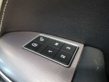 運転席にはドライバー3名まで記憶可能なメモリー機能が装備されております。