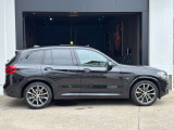 自動車保険も純正のクオリティを。BMWの正規ディーラーのみが取り扱い可能な、BMW専用自動車保険。専任のスタッフが皆様のカーライフを24時間365日サポート致します。