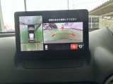 360°モニターで前方や後方だけでなく、左右も映せますので、安心して駐車や走行ができます!