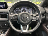 【純正革巻きステアリング】上質な革を使用することで、手にしっかり馴染みとても運転しやすいハンドルです♪