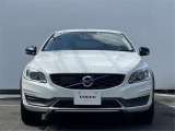 V60クロスカントリー D4 SE ディーゼル 