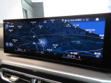 BMW iDriveナビゲーションシステム。ワイドで視認性に優れたスクリーン。