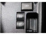 低燃費で経済的なだけでなくモーター走行時の静穏性もハイブリッド車の魅力の一つです。