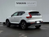 ◆バック/万が一を考え、安全性を重視する方に選ばれているVOLVO車。ドアを開閉するとその重み・厚みに驚くはず