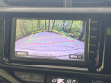 【バックカメラ】駐車時に後方がリアルタイム映像で確認できます。大型商業施設や立体駐車場での駐車時や、夜間のバック時に大活躍!運転スキルに関わらず、今や必須となった装備のひとつです!