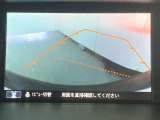 バックギアに入れるだけで自動でリヤカメラに切り替わります!車庫入れやバックが苦手な方にオススメ!