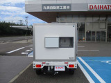 車両後方に手洗い設備があります。清潔な環境でお仕事できますね♪
