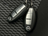 インテリジェントキーでドアの開閉ラクラク!キーを取り出して開ける必要が無いので、荷物を持っている時や、雨の日は便利ですよ!