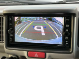 駐車時に便利なバックモニター付きです。これで慣れない場所の駐車も安心ですね。