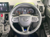 【純正革巻きステアリング】上質な革を使用することで、手にしっかり馴染みとても運転しやすいハンドルです♪